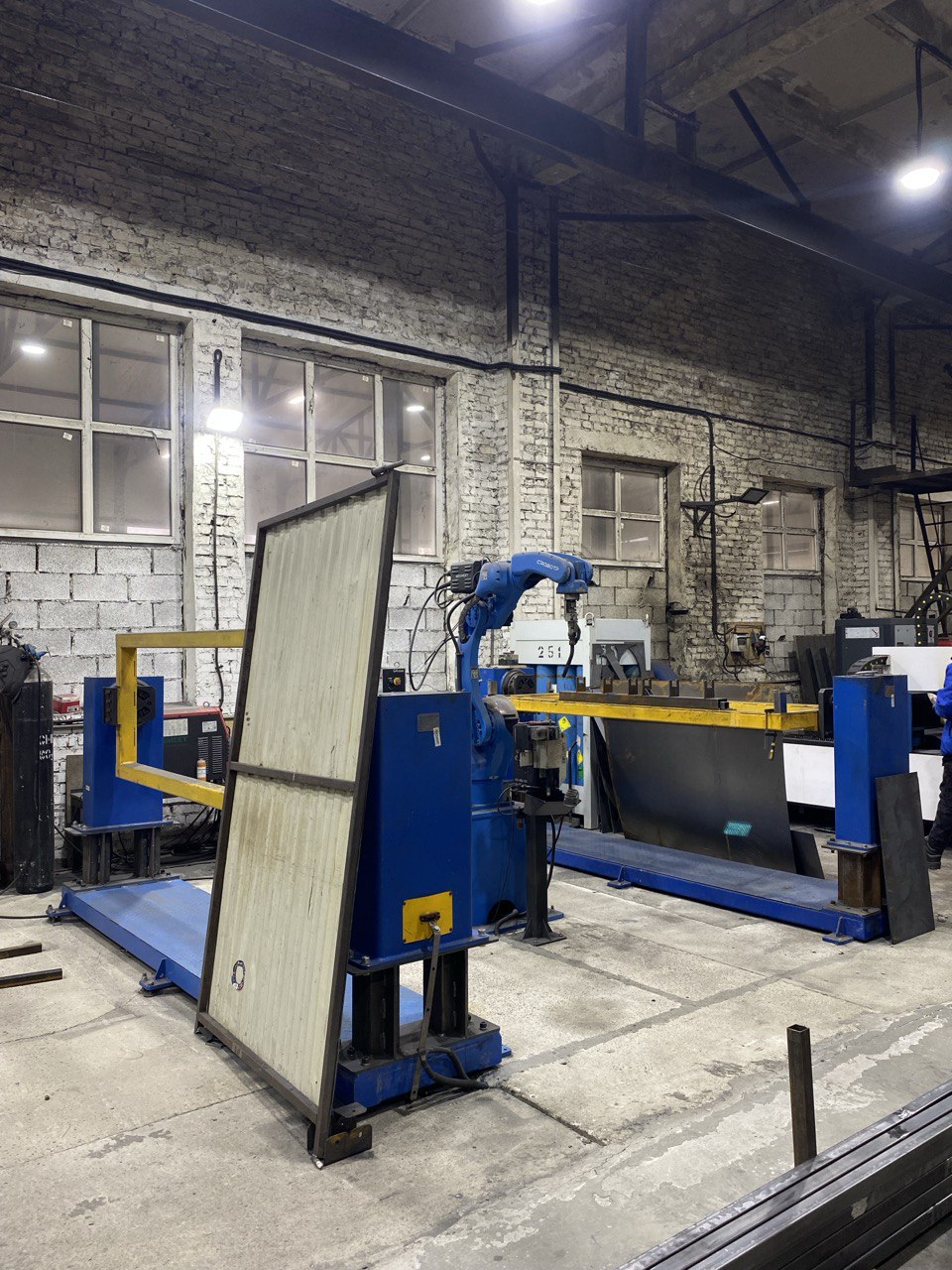 Роботизированная сварочная станция